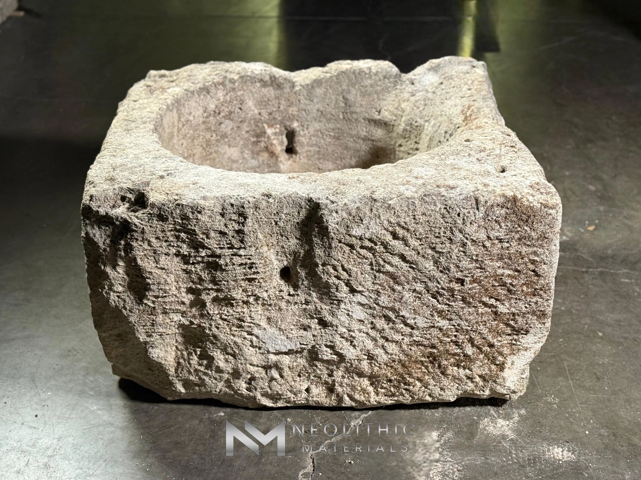 French Antique 18th Century Limestone Petit Well Head - Image 4